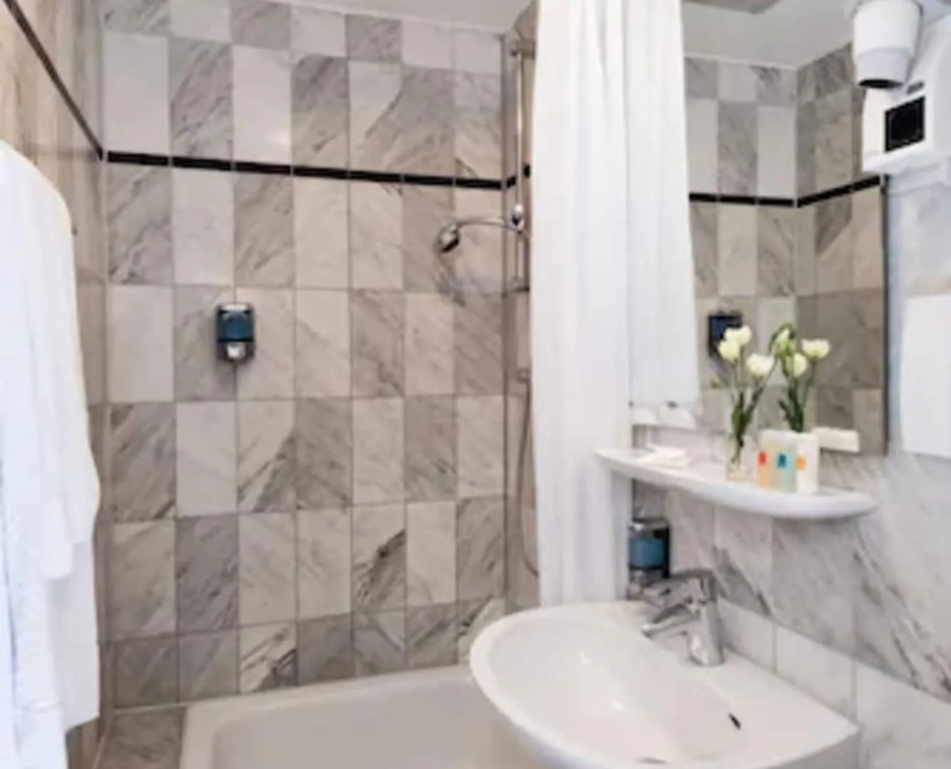 Hotel Monopol City Centre Дюссельдорф