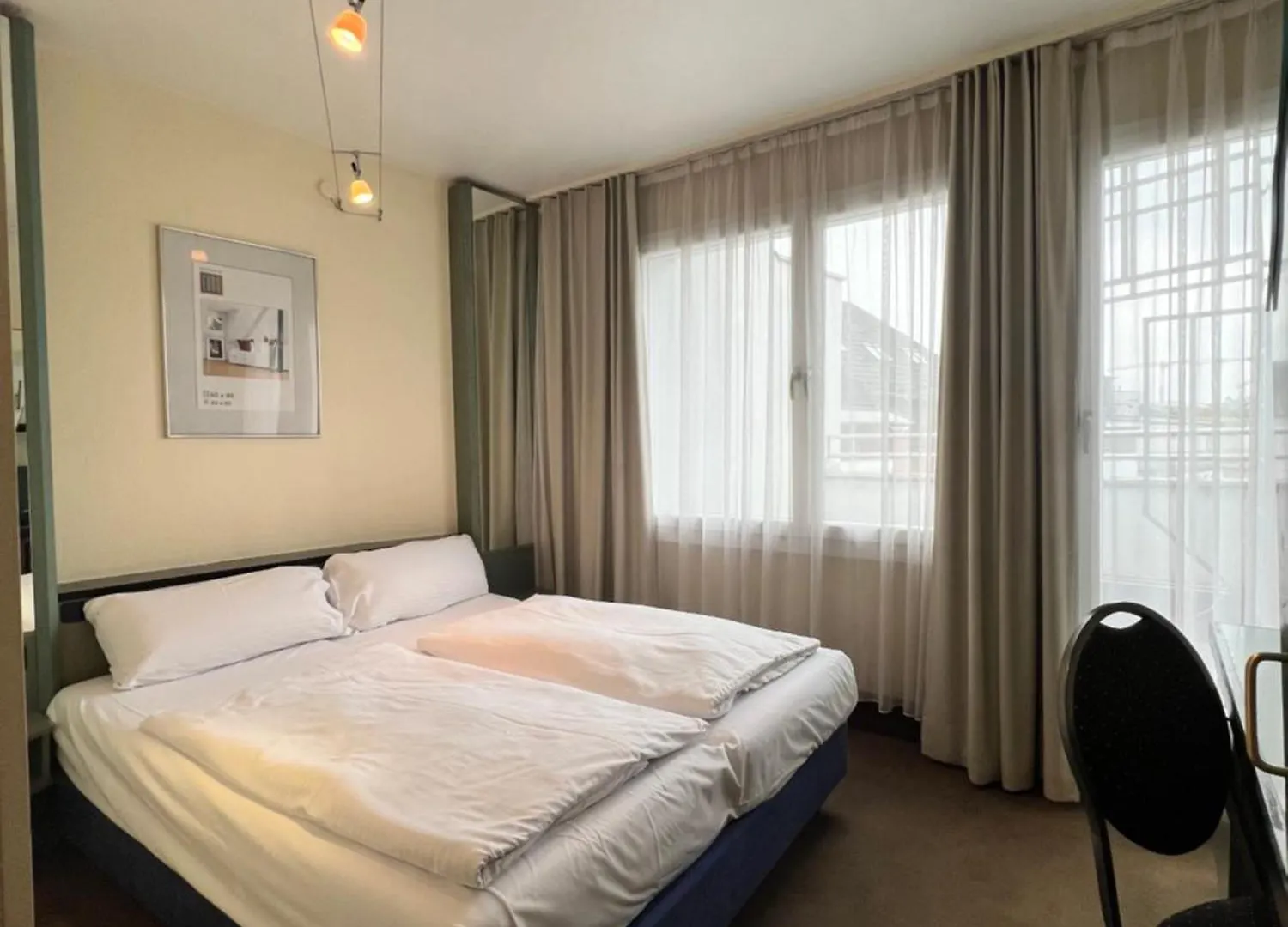 Hotel Monopol City Centre Дюссельдорф