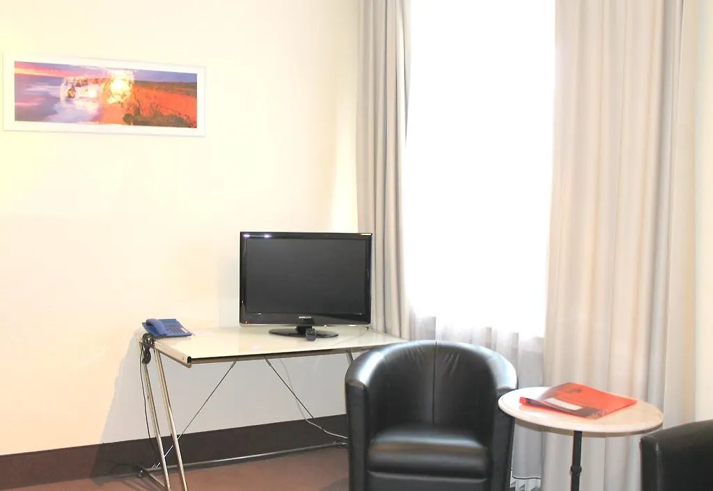 Hotel Monopol City Centre Дюссельдорф