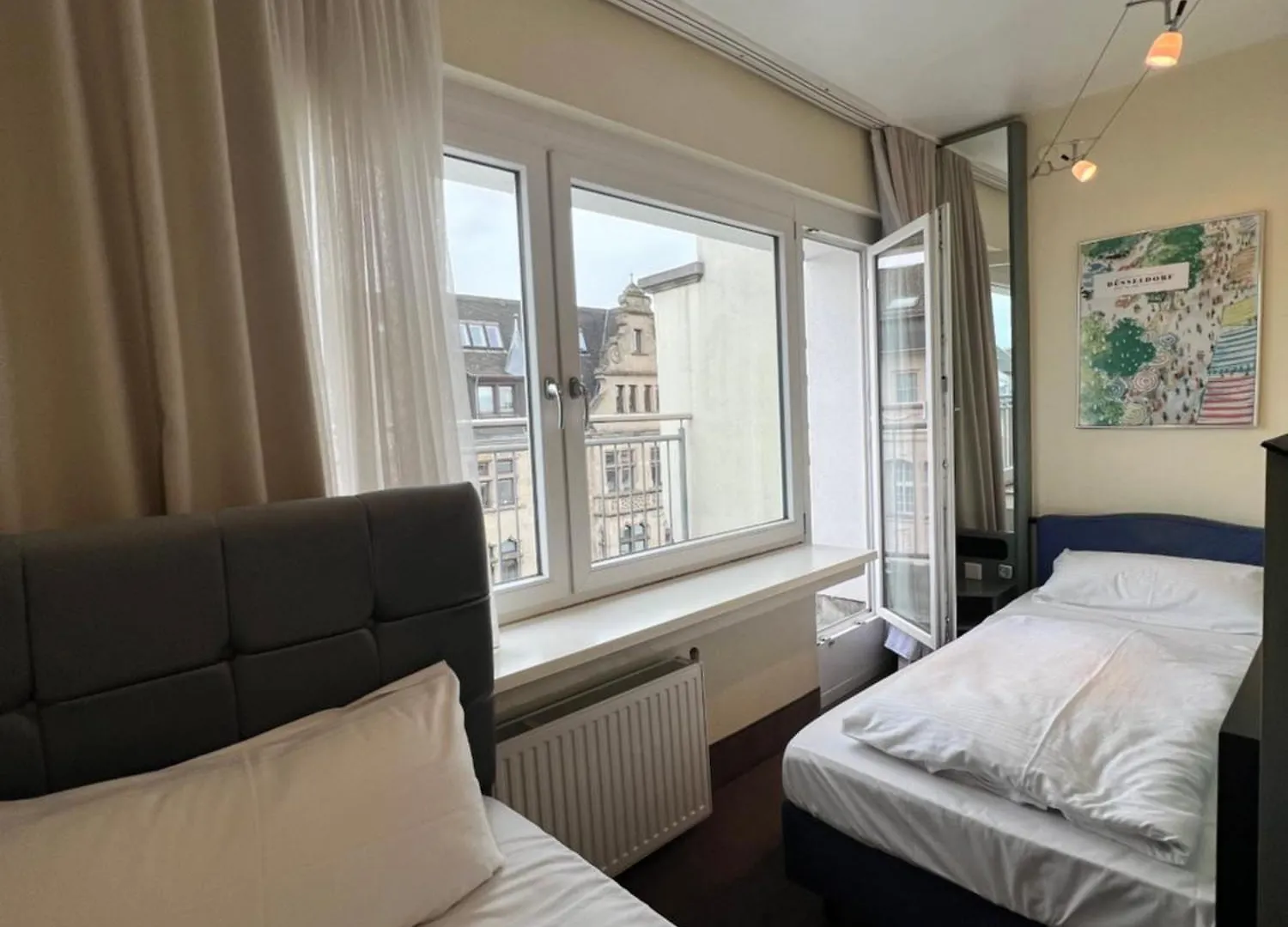 Hotel Monopol City Centre Dusseldorf